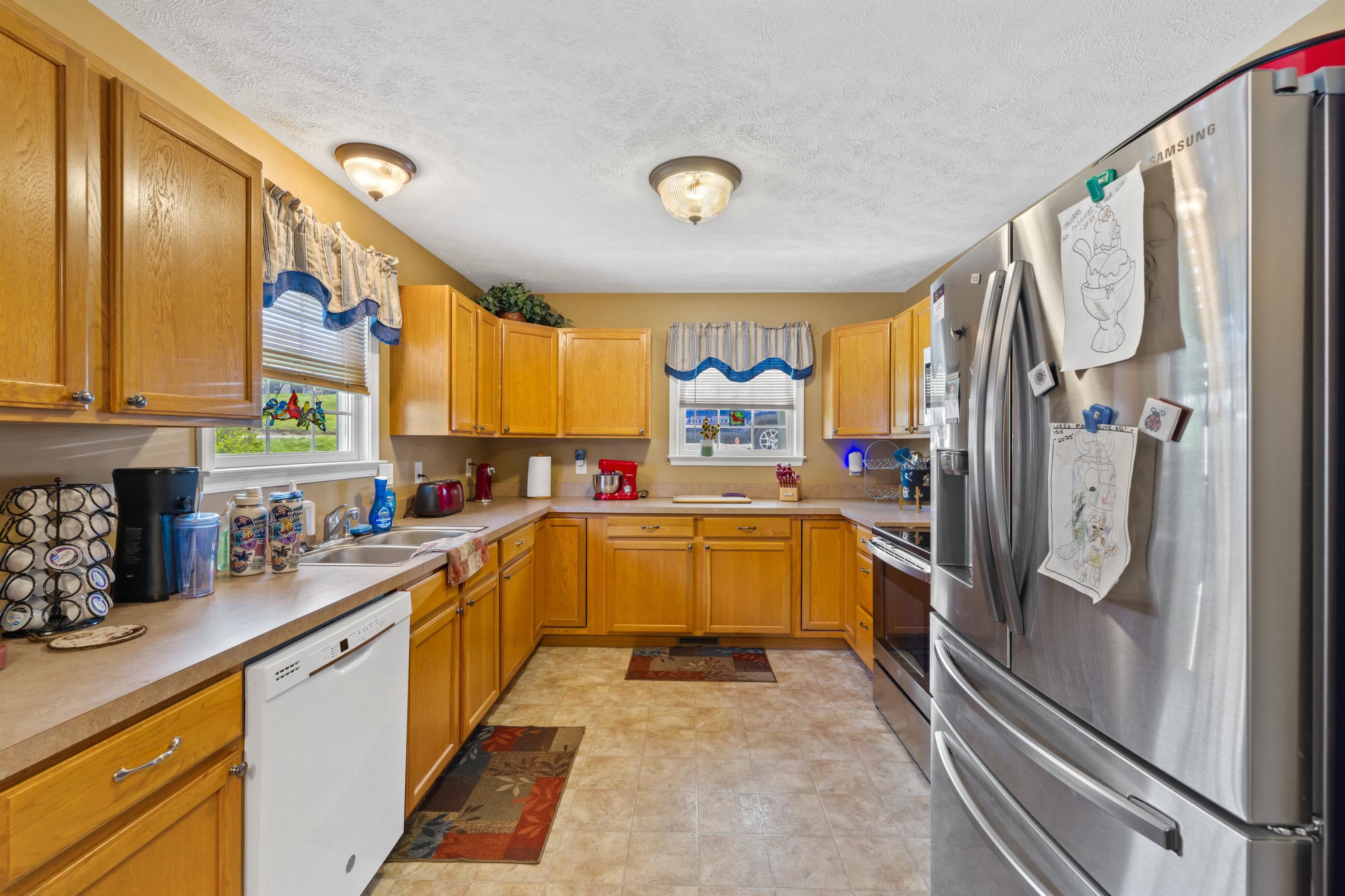 1008 Middlebrook Avenue Staunton, VA 24401 - Photo 15 of 62 Gallery Image 15