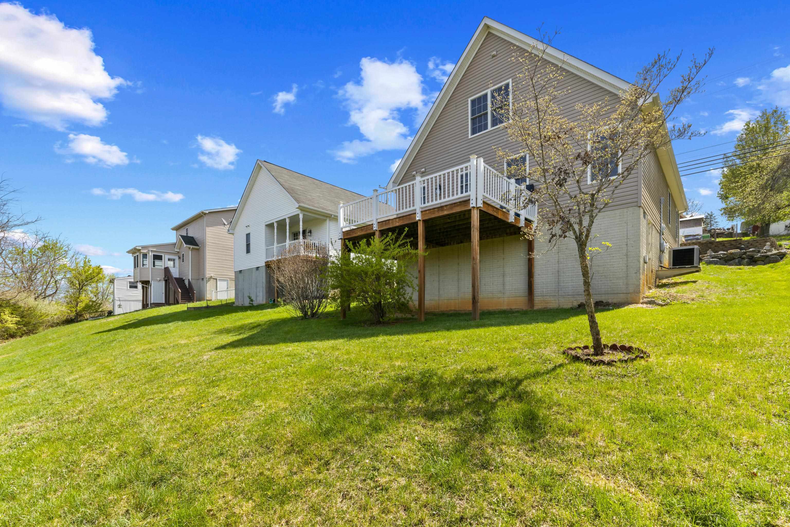 1008 Middlebrook Avenue Staunton, VA 24401 - Photo 47 of 62 Gallery Image 47