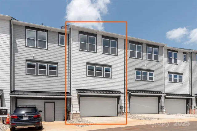 $427,656 | 417 Prine Place, Unit BRX0013, Charlotte, NC 28213