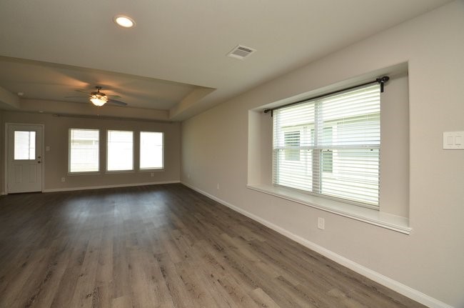 5626 Brooklyn Rose Drive Rosharon, TX 77583 - Photo 25 of 50 Gallery Image 25