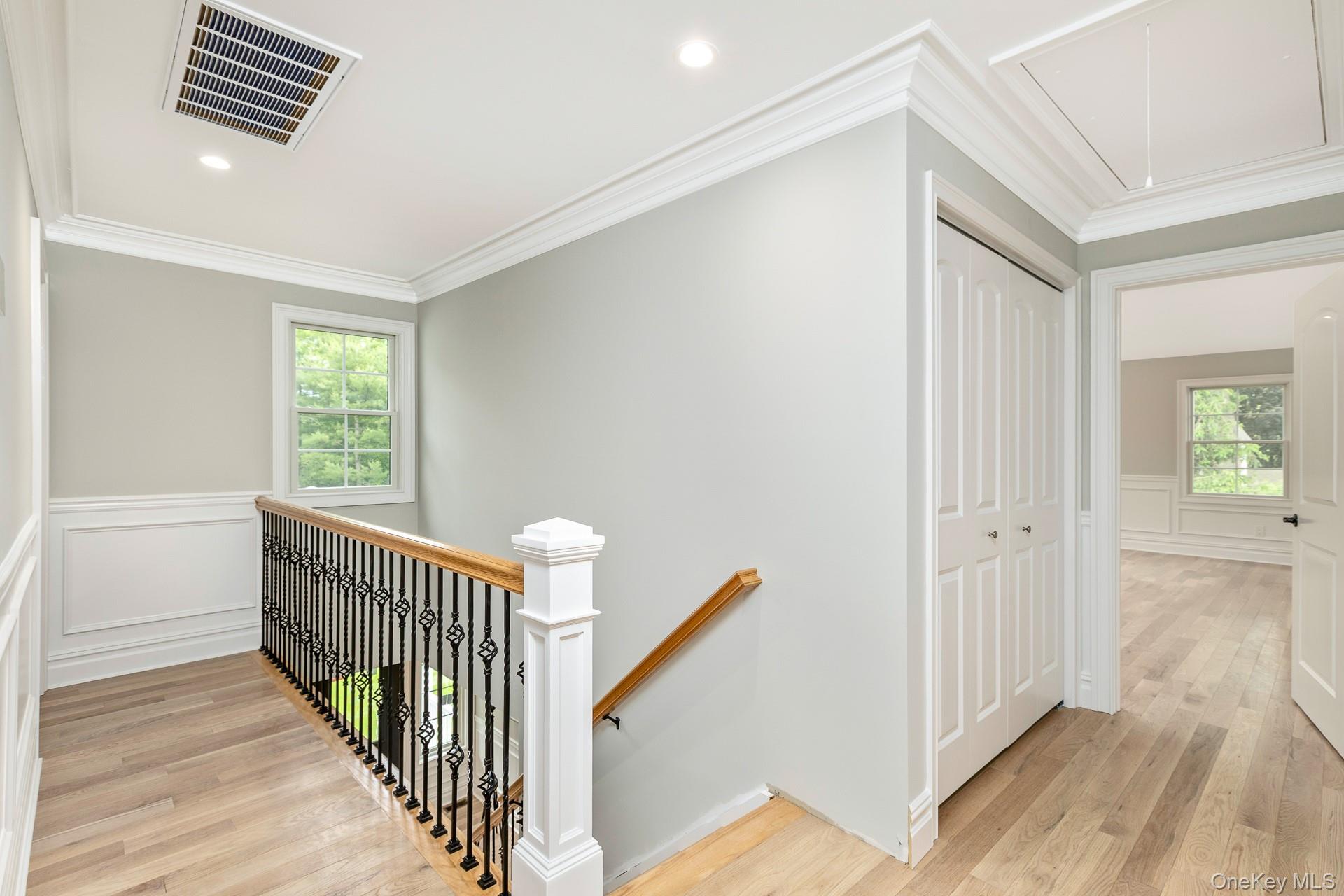 223 Town Line Road Commack, NY 11731 - Photo 16 of 36