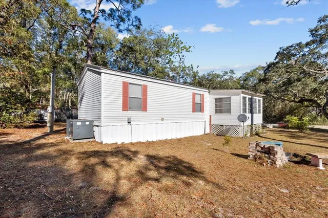 $109,900 | 148 Southeast 911th Street, Old Town, FL 32680