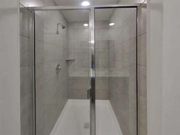 $2,379 | 9835 Willow Creek, Unit 502, Tomball, TX 77375