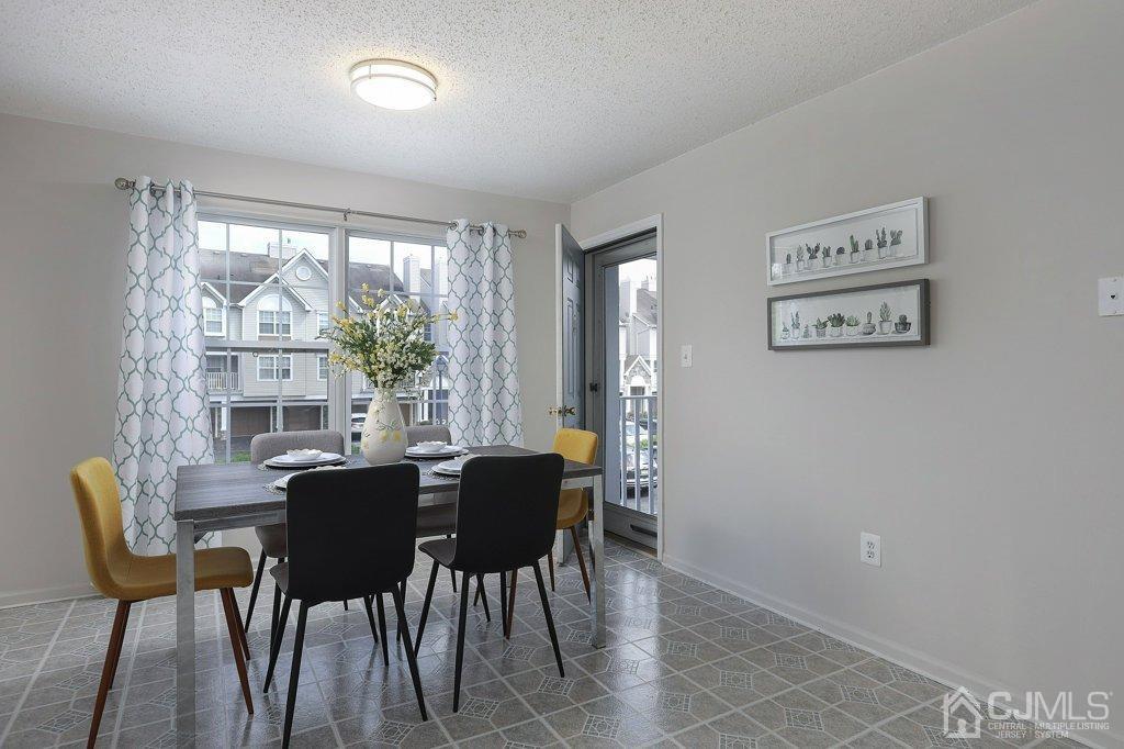 247 Prestwick Way Edison, NJ 08820 - Photo 11 of 32 Gallery Image 11