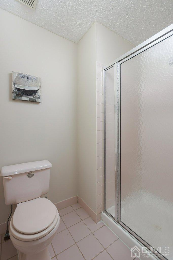 247 Prestwick Way Edison, NJ 08820 - Photo 19 of 32 Gallery Image 19