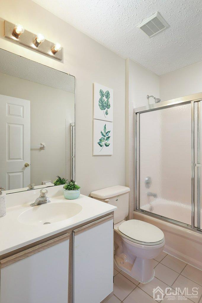 247 Prestwick Way Edison, NJ 08820 - Photo 23 of 32 Gallery Image 23