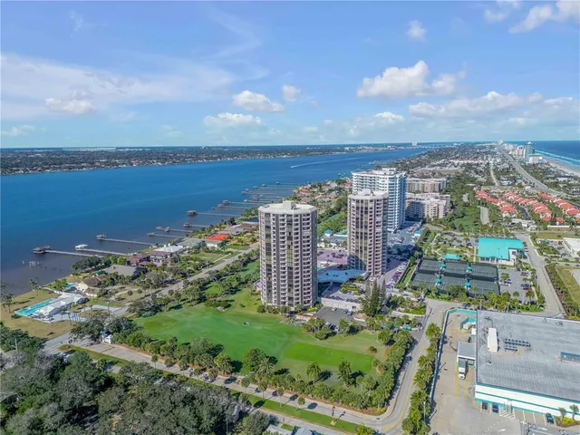 $299,000 | 1 Oceans W Boulevard, Unit 10B4, Daytona Beach, FL 32118