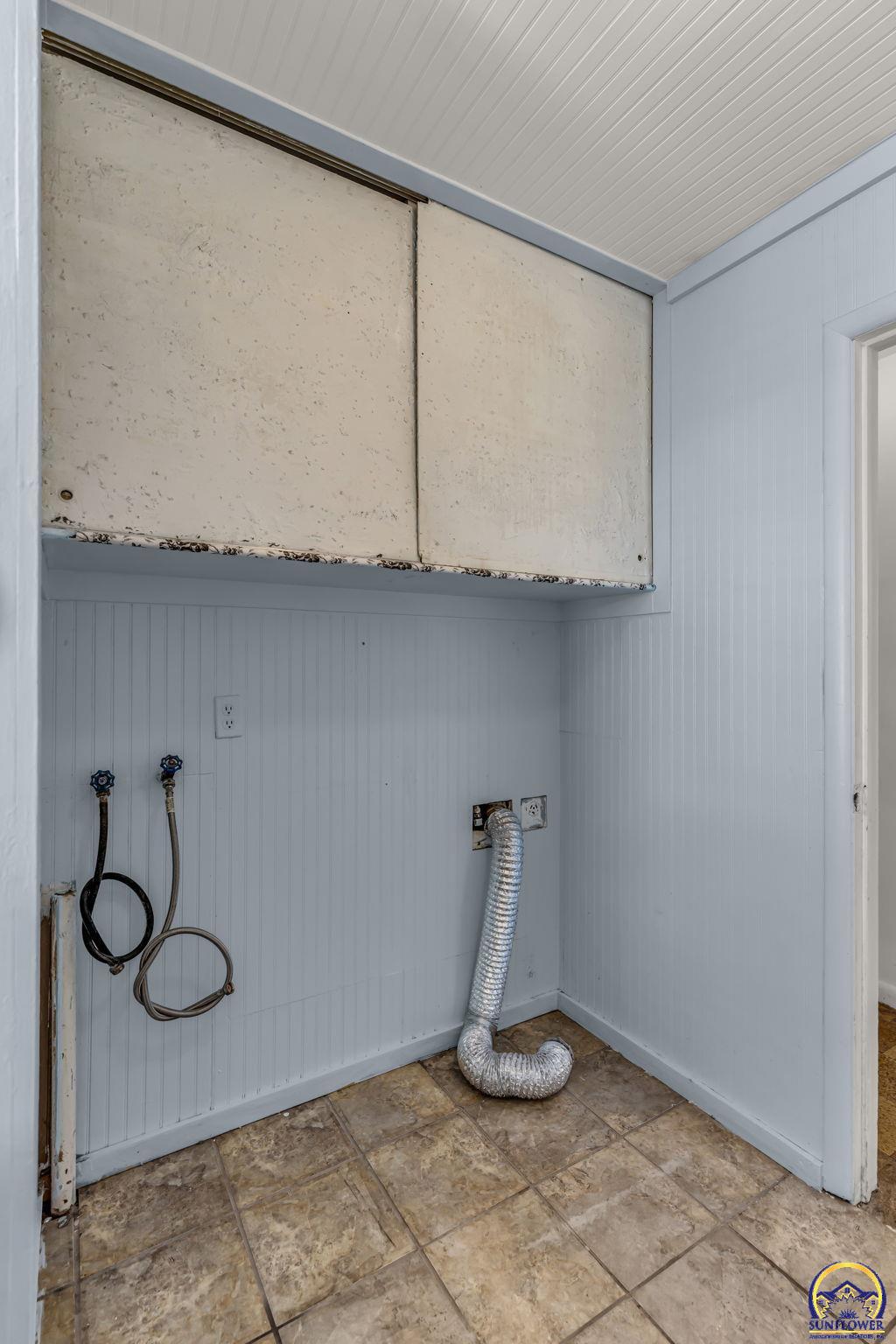 5512 Southwest 18th Terrace Topeka, KS 66604 - Photo 28 of 29