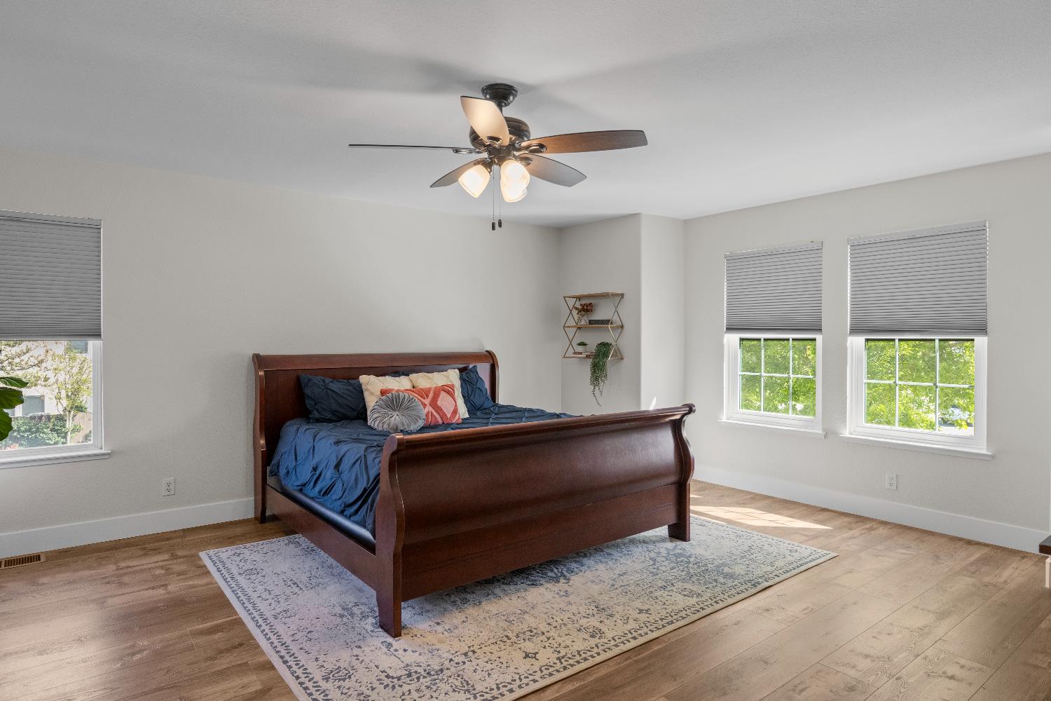 637 Rebekah Court Ripon, CA 95366 - Photo 45 of 69 a living room with a bed furniture and a window