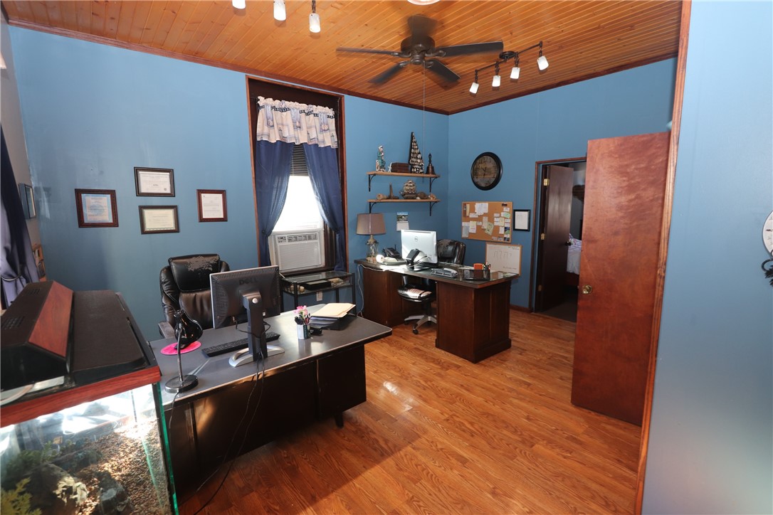 301 West 2nd Street Assumption, IL 62510 - Photo 9 of 22