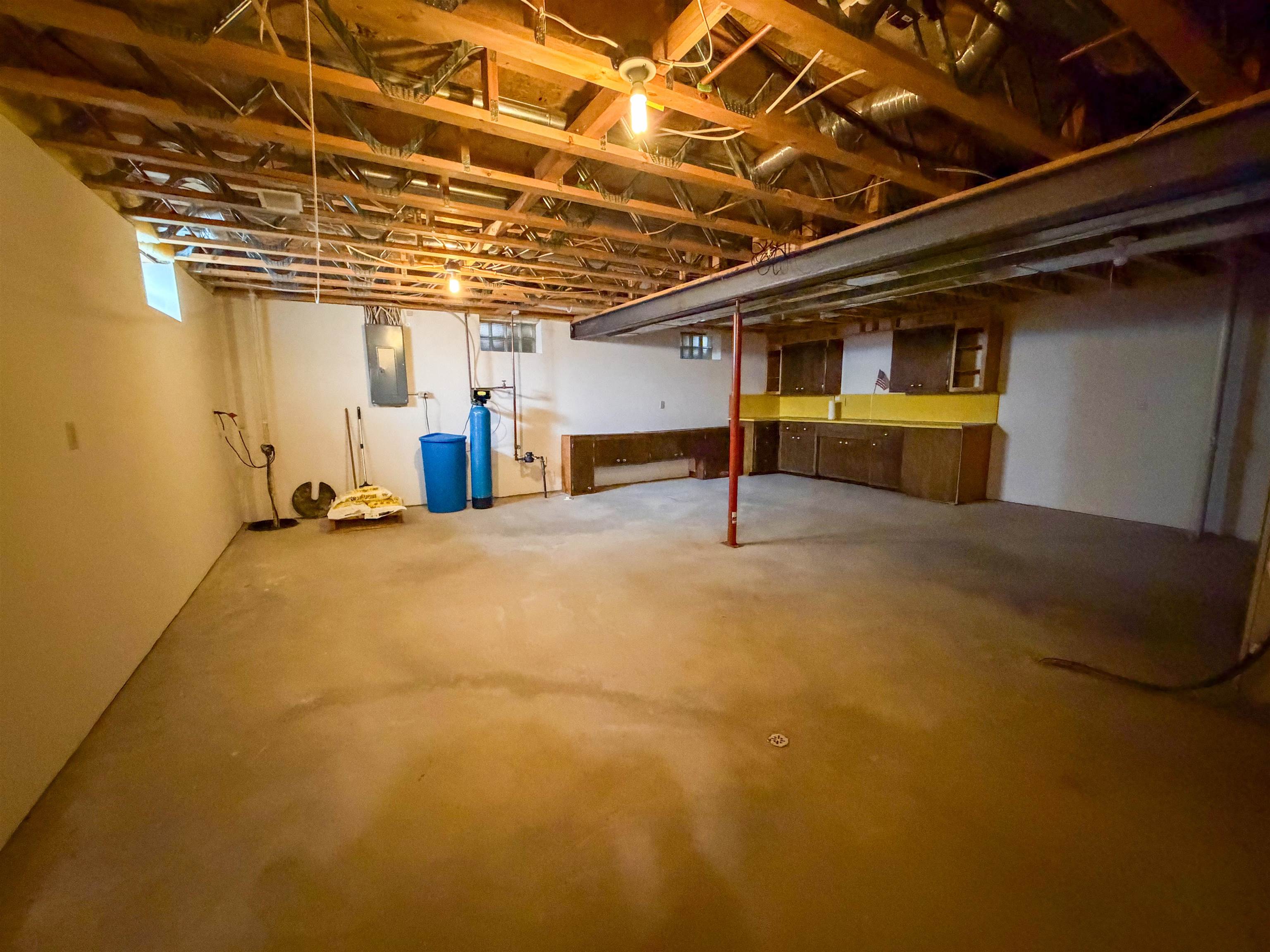 511 West Pulaski Street Pulaski, WI 54162 - Photo 24 of 32