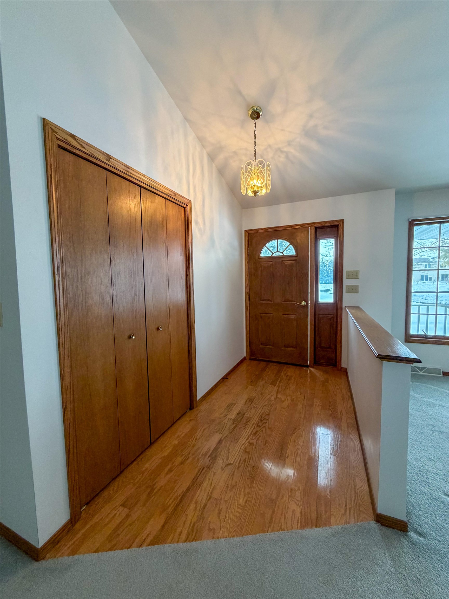 511 West Pulaski Street Pulaski, WI 54162 - Photo 5 of 32