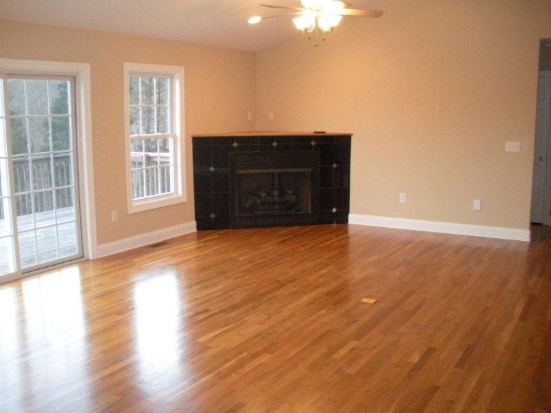 140 Stripers Landing Road Moneta, VA 24121 - Photo 4 of 25 Family Room