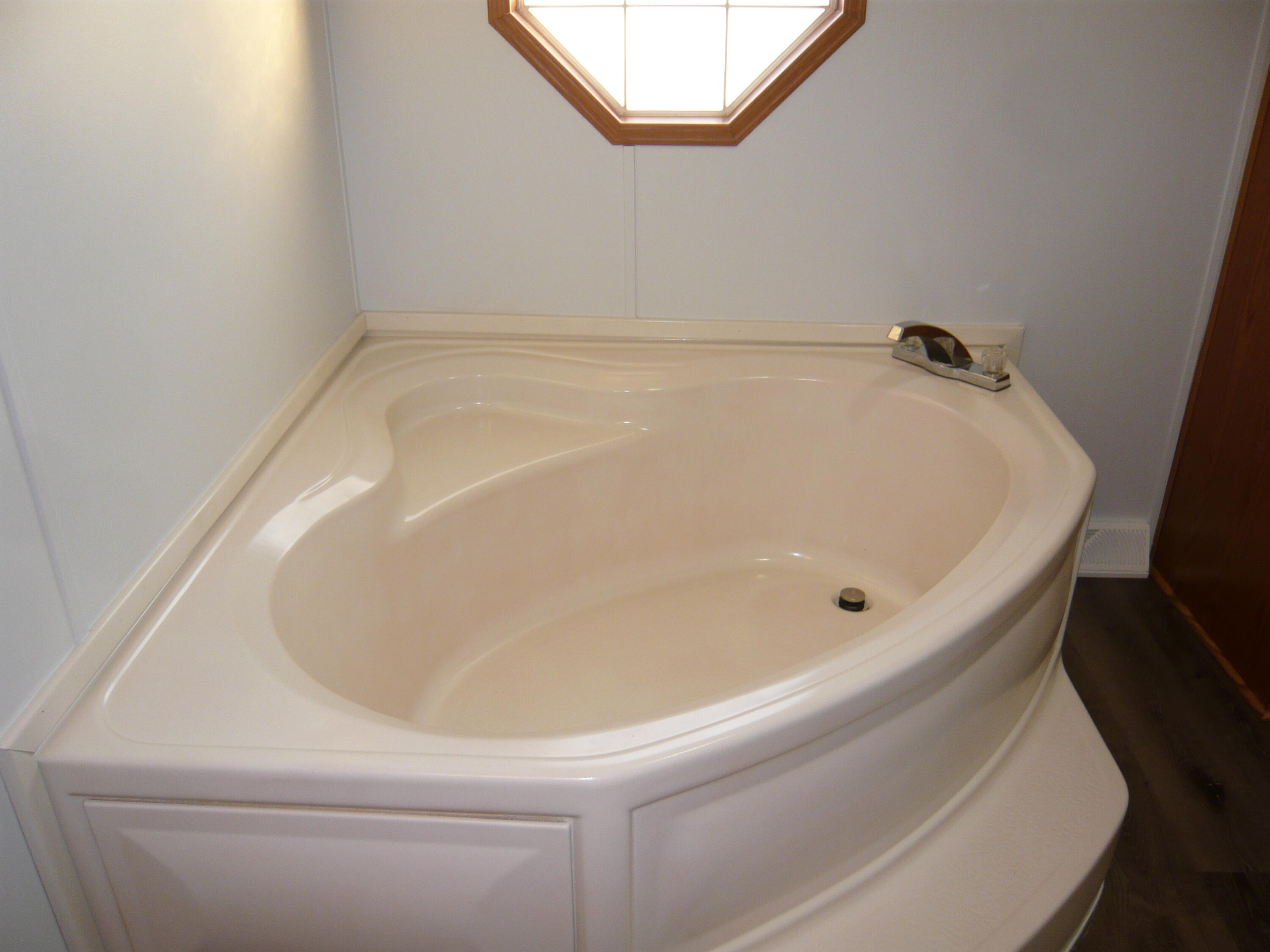 11625 King Road Concord, MI 49237 - Photo 20 of 28 P1050880
