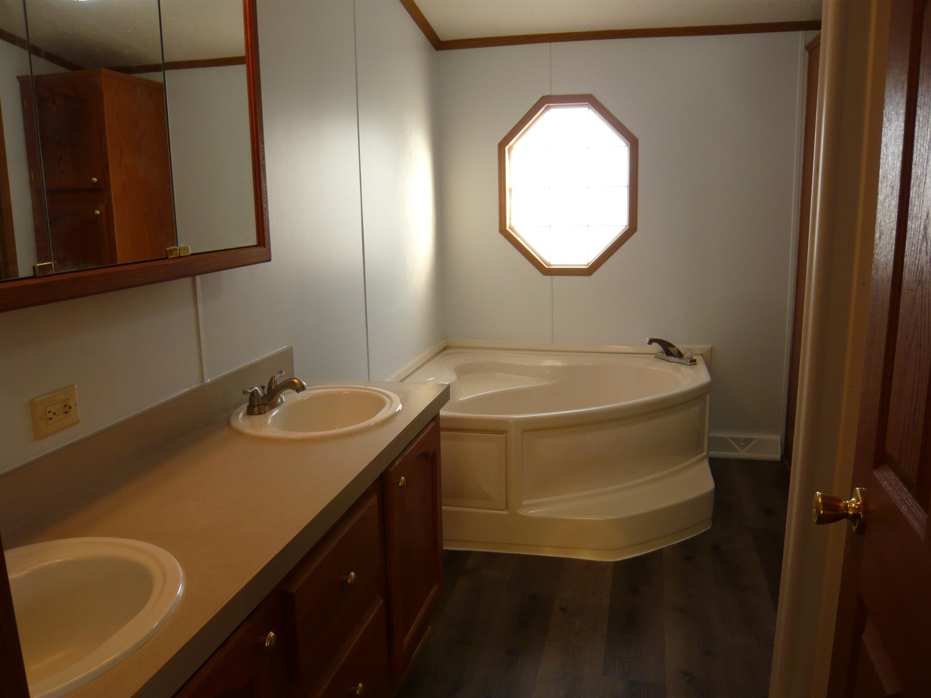11625 King Road Concord, MI 49237 - Photo 21 of 28 P1050863