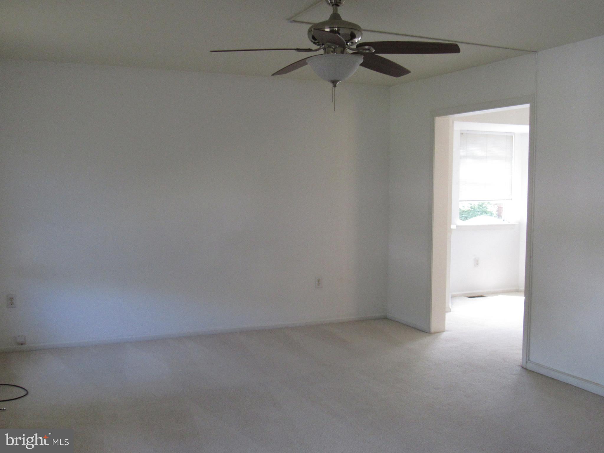 11 Mapleshade Road Newark, DE 19702 - Photo 2 of 27