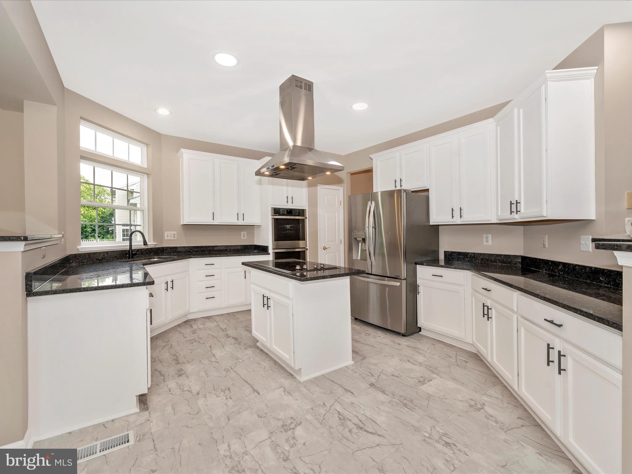 18845 Porterfield Way Germantown, MD 20874 - Photo 2 of 48 Kitchen