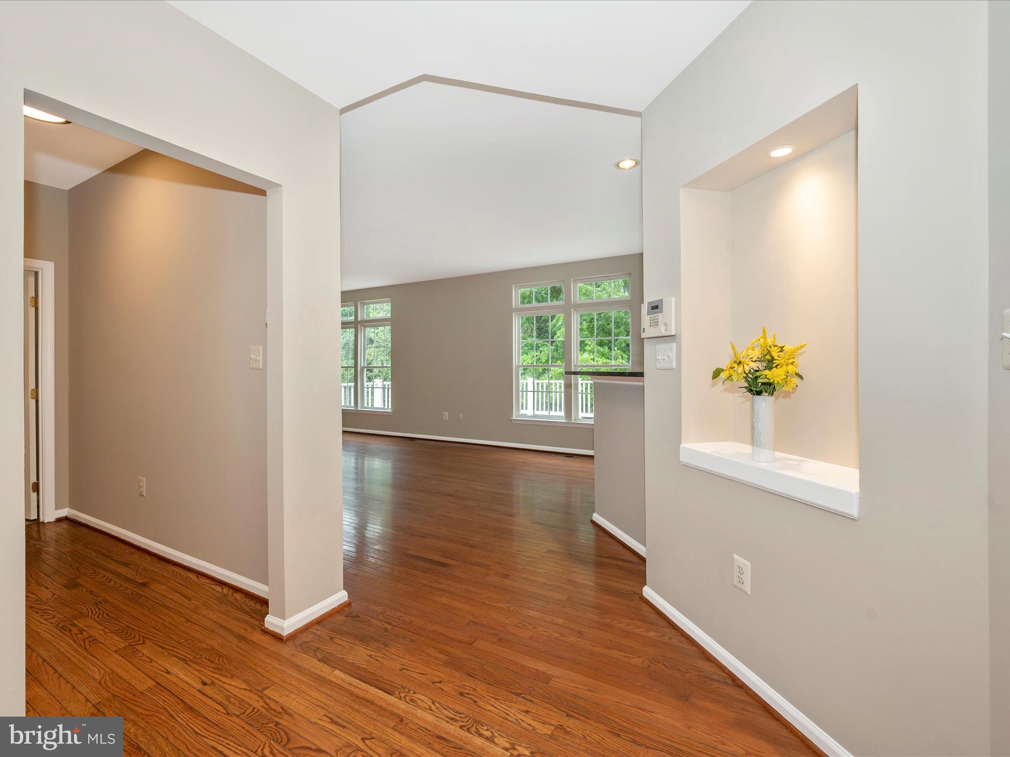 18845 Porterfield Way Germantown, MD 20874 - Photo 8 of 48 Hall