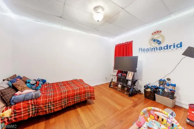 $699,000 | 80 4th Street, Elizabeth Port, NJ 07206