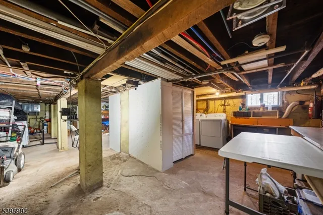 $699,000 | 80 4th Street, Elizabeth Port, NJ 07206