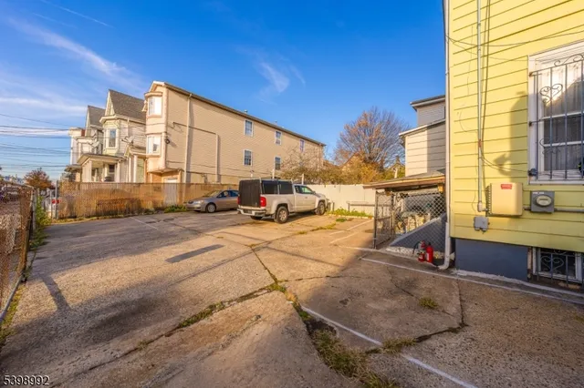$699,000 | 80 4th Street, Elizabeth Port, NJ 07206