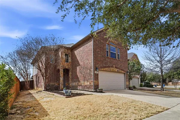 $435,000 | 331 Granger Circle, Argyle, TX 76226