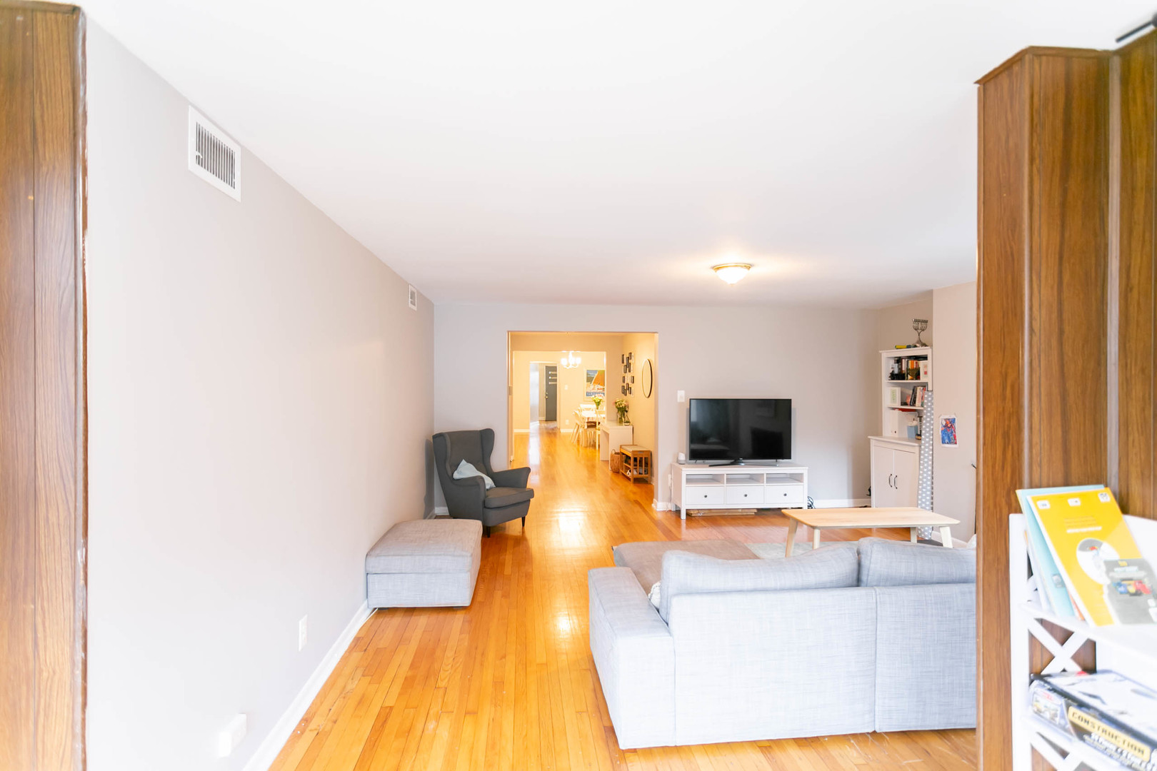 555 West Roscoe Street, Unit 2 Chicago, IL 60657 - Photo 5 of 18