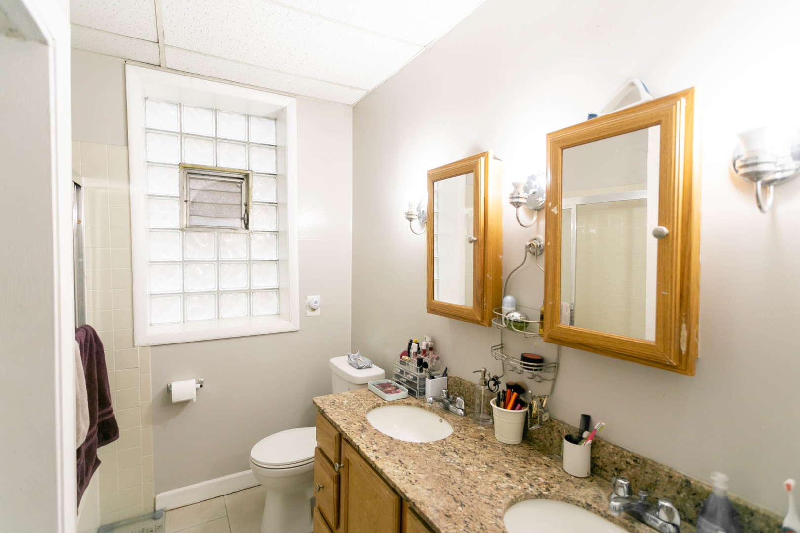555 West Roscoe Street, Unit 2 Chicago, IL 60657 - Photo 10 of 18