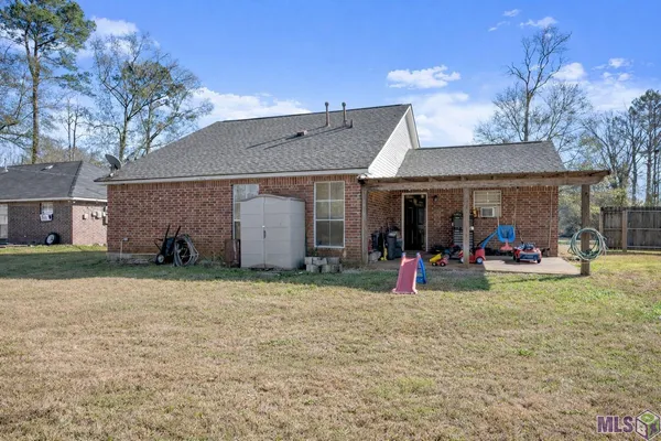 $215,000 | 10911 Cheryll Drive, Denham Springs, LA 70706