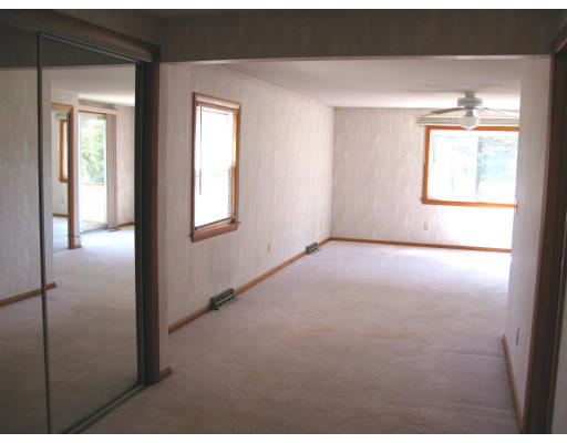 162 Cedar Road Longmeadow, MA 01106 - Photo 11 of 18
