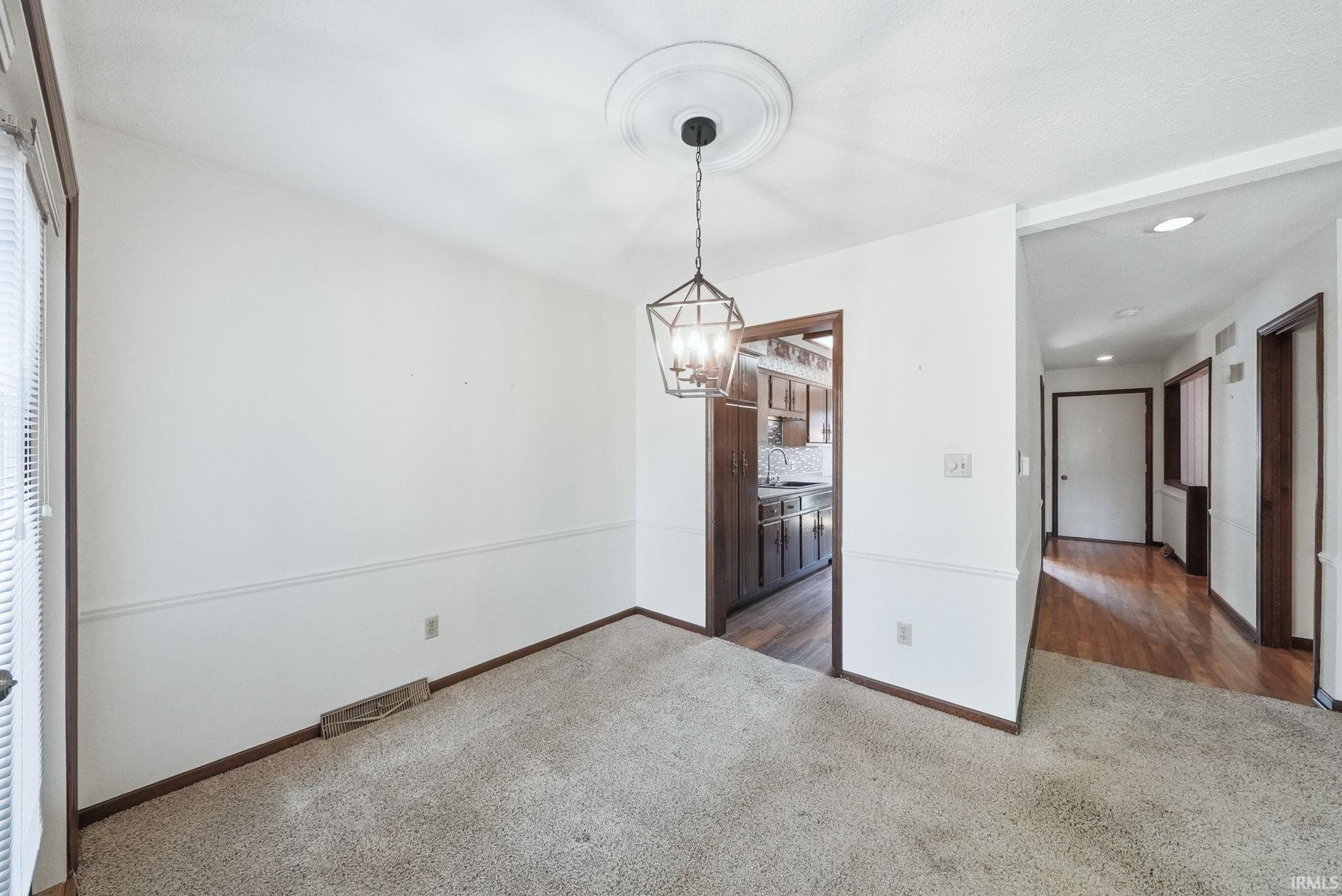 6669 Quail Ridge Lane Fort Wayne, IN 46804 - Photo 8 of 44