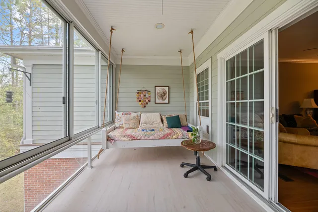 $525,000 | 5276 7th Green Drive, Hollywood, SC 29449