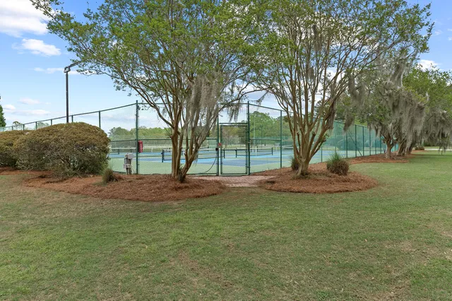 $525,000 | 5276 7th Green Drive, Hollywood, SC 29449