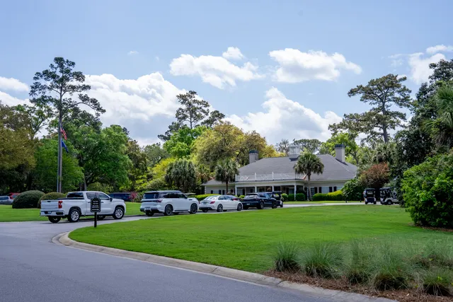 $525,000 | 5276 7th Green Drive, Hollywood, SC 29449