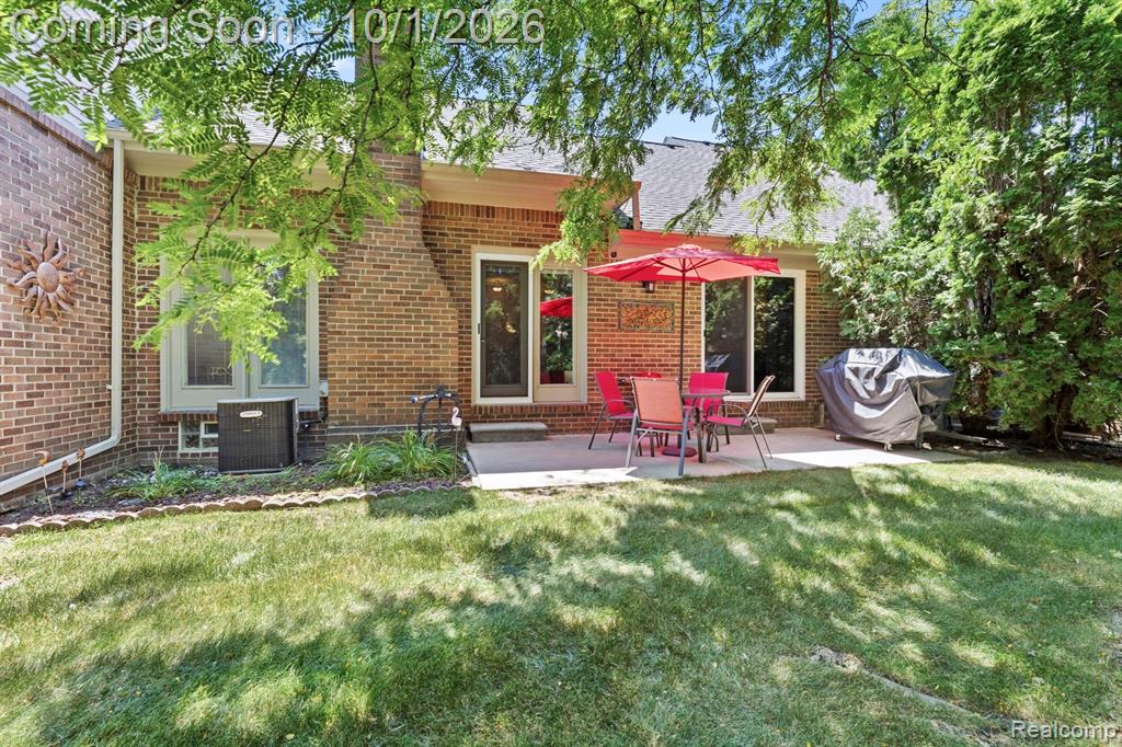 15744 Golfview Drive Riverview, MI 48193 - Photo 24 of 27 Gallery Image 24