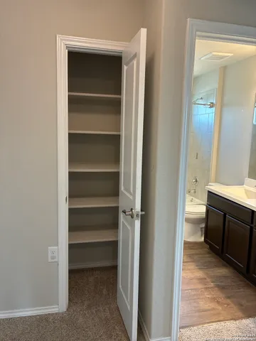 a view of empty room with window