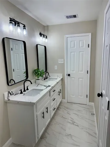 $284,900 | 1714 Oaks Drive, Pasadena, TX 77502