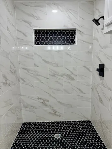 $284,900 | 1714 Oaks Drive, Pasadena, TX 77502