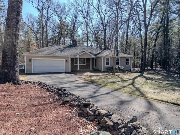 $575,000 | 64 Somerset Lane, Somers, CT 06071