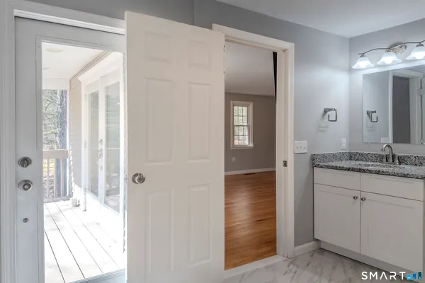 $575,000 | 64 Somerset Lane, Somers, CT 06071