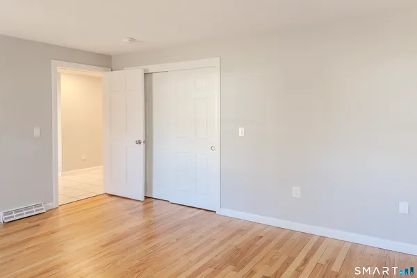 $575,000 | 64 Somerset Lane, Somers, CT 06071