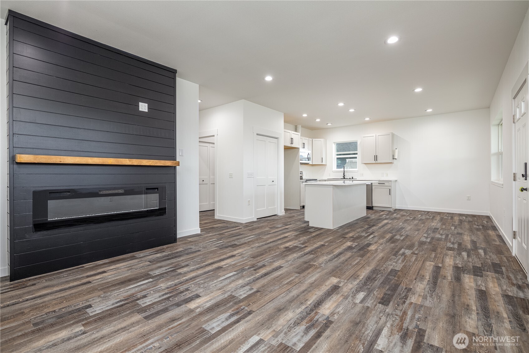 235 Morton Street Sumas, WA 98295 - Photo 8 of 27