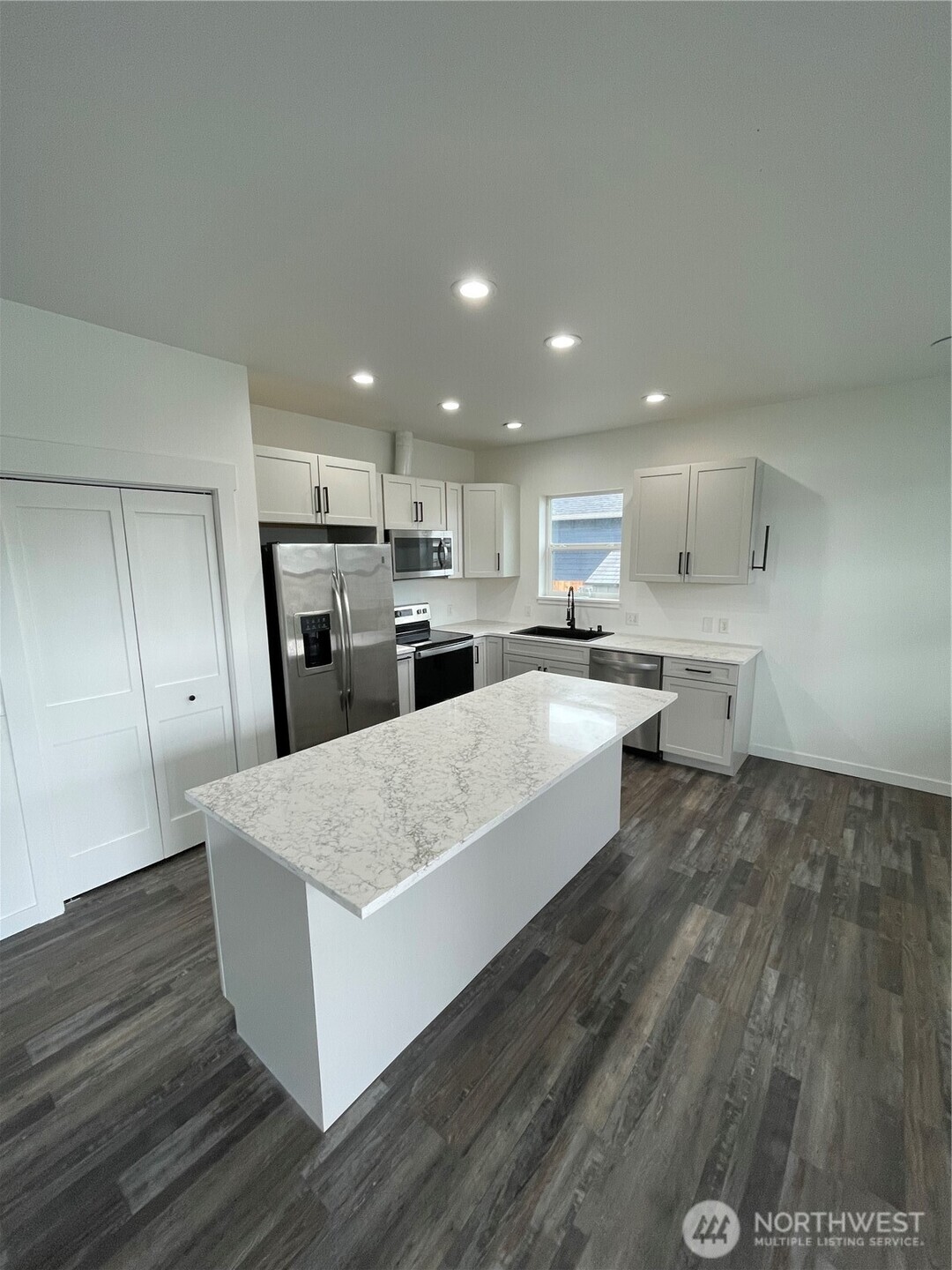 235 Morton Street Sumas, WA 98295 - Photo 10 of 27