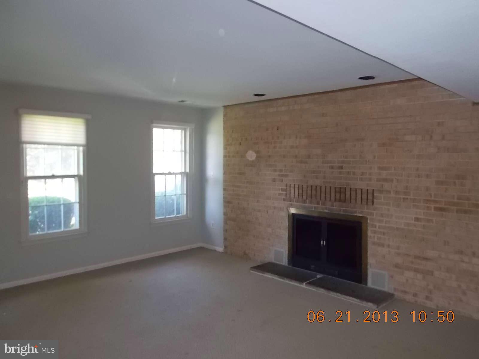 2224 Falling Creek Road Silver Spring, MD 20904 - Photo 8 of 28 Family Room