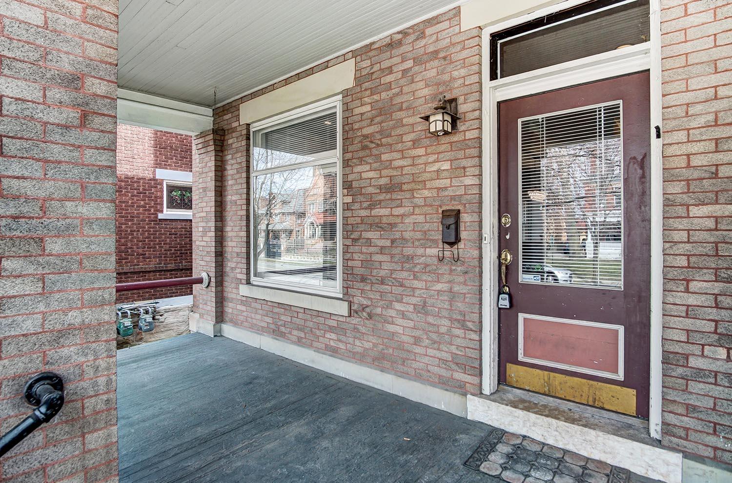 1307 Bryden Road Columbus, OH 43205 - Photo 3 of 31