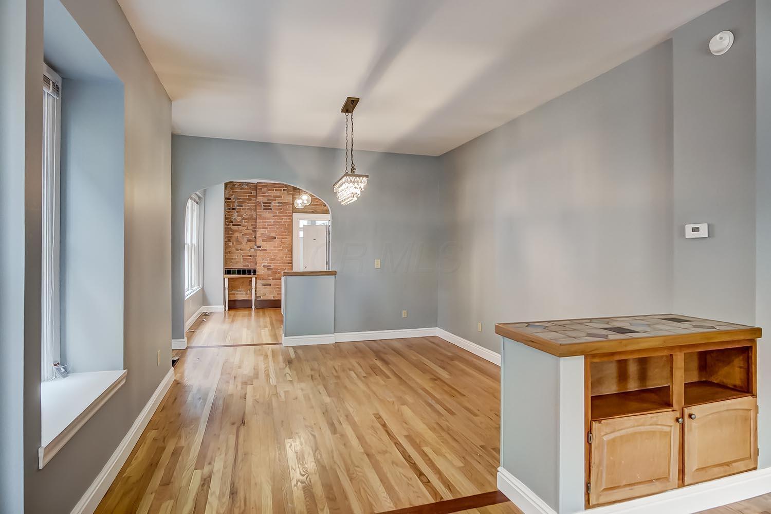 1307 Bryden Road Columbus, OH 43205 - Photo 7 of 31