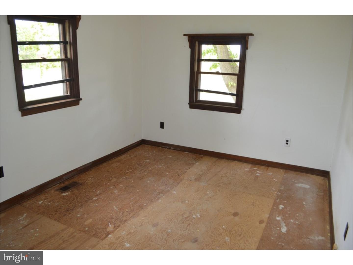 69 Whig Lane Road Monroeville, NJ 08343 - Photo 13 of 16