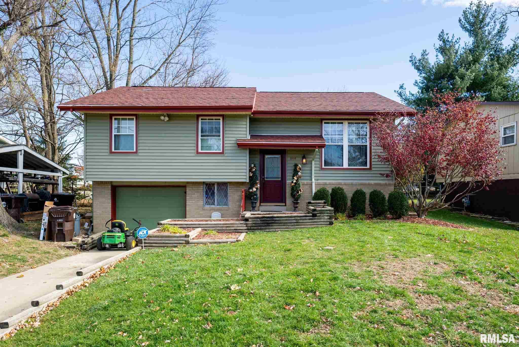 6018 North Hamilton Road Peoria, IL 61614 - Photo 1 of 40 Gallery Image 1