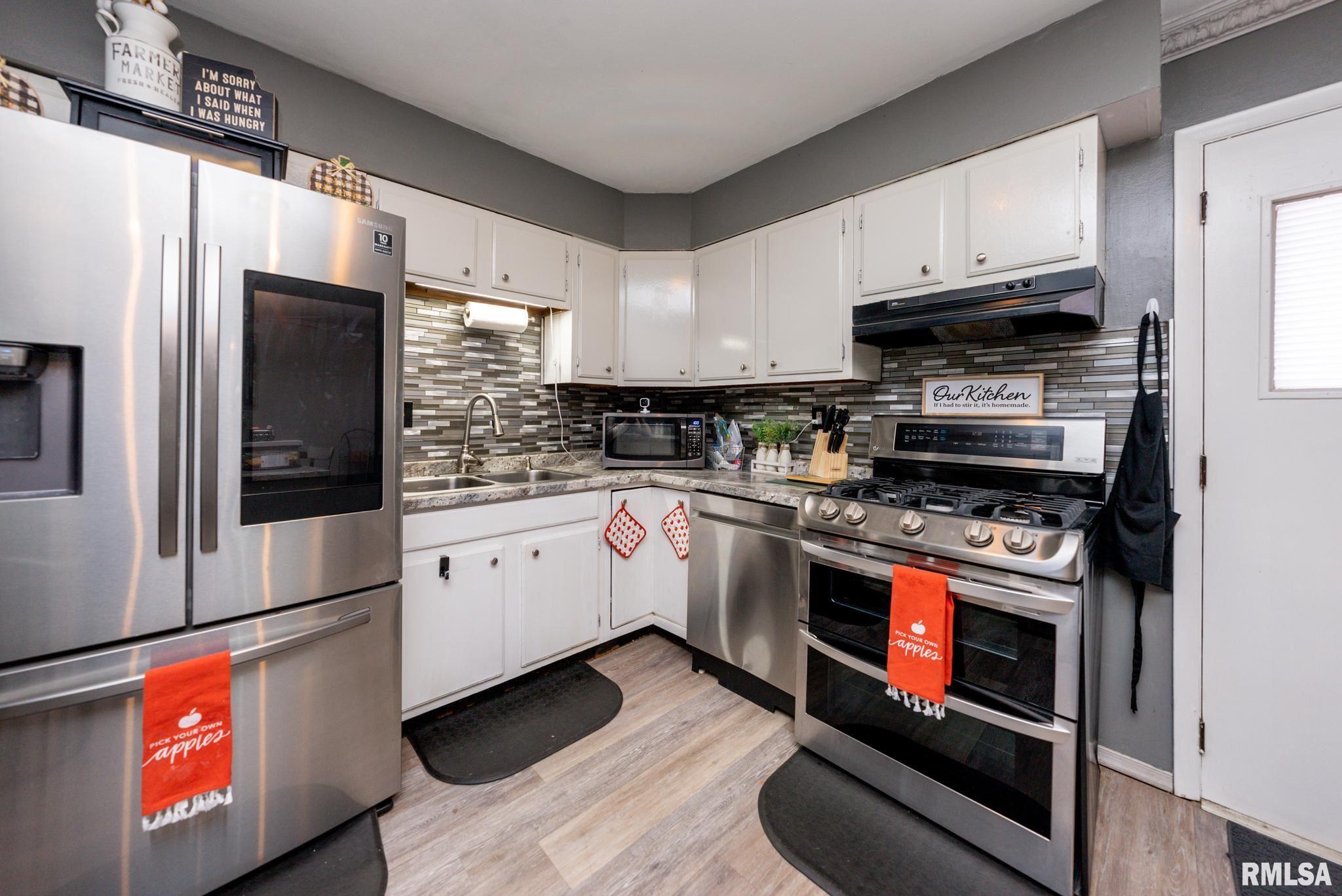 6018 North Hamilton Road Peoria, IL 61614 - Photo 10 of 40 Gallery Image 10