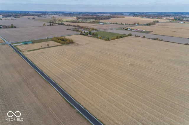 $690,000 | 4998 North County Road 575 West, Middletown, IN 47356